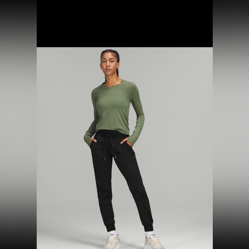 Lululemon dance studio mid-rise joggers, full length